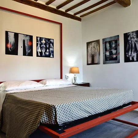 Luzi, Casa Del Fattore, Piscina, Parcheggio E Giardino 게스트하우스