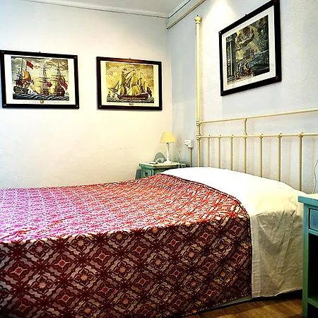 Luzi, Casa Del Fattore, Piscina, Parcheggio E Giardino 게스트하우스 3*