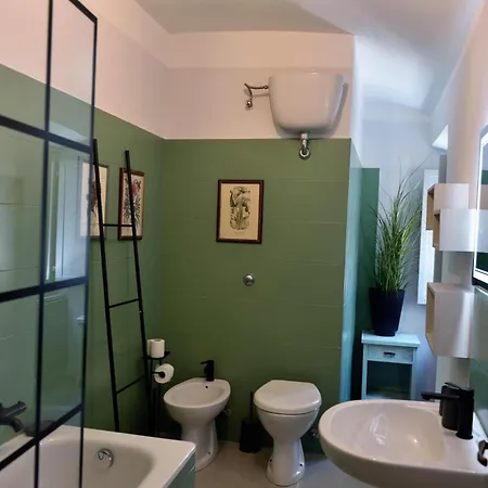 Luzi, Casa Del Fattore, Piscina, Parcheggio E Giardino 게스트하우스