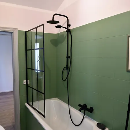 Luzi, Casa Del Fattore, Piscina, Parcheggio E Giardino Πανσιόν 3*
