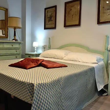 Πανσιόν Luzi, Casa Del Fattore, Piscina, Parcheggio E Giardino 3*