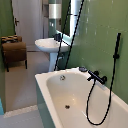 Luzi, Casa Del Fattore, Piscina, Parcheggio E Giardino Πανσιόν