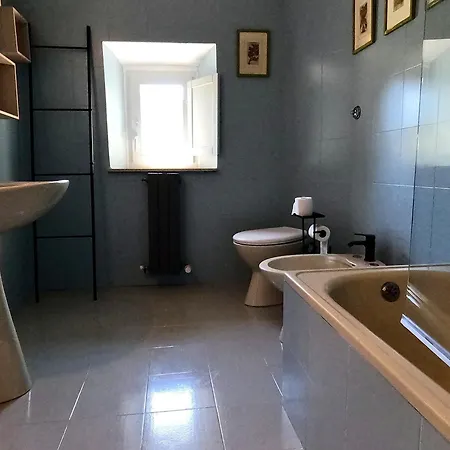 게스트하우스 Luzi, Casa Del Fattore, Piscina, Parcheggio E Giardino 3*